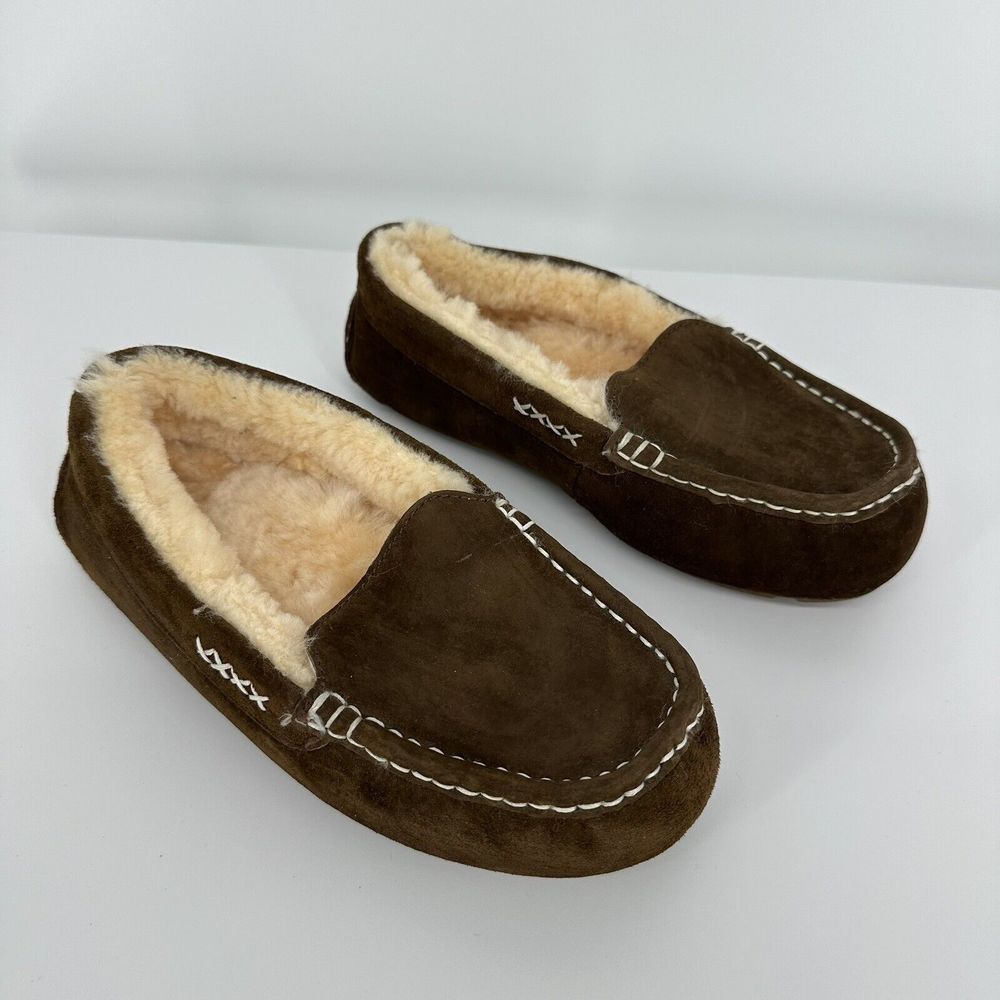 Old Friend Footwear Brown Slippers Size 6 Women’s